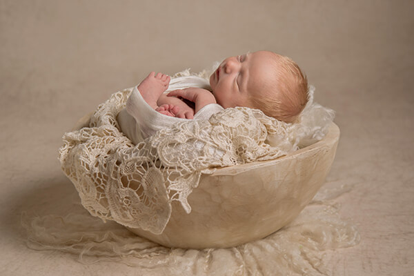 Five Top Tips For Newborn Photographers